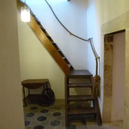 Charming Large House With Terrace * Syrakuzy