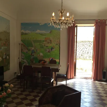 Charming Large House With Terrace Apartament *